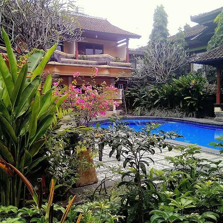 Paradiso Beach Inn Kuta  Exterior photo